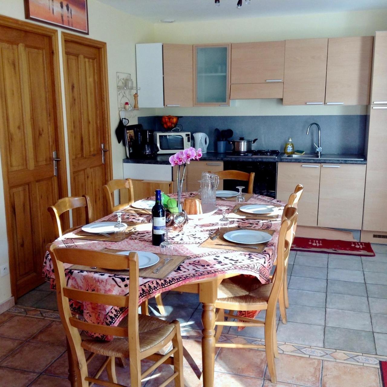Camping La Garenne De Moncourt Рю Экстерьер фото