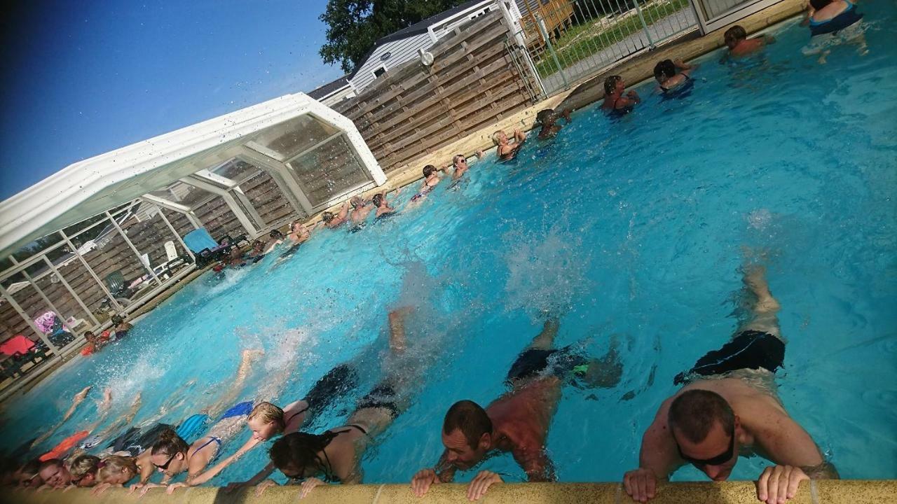 Camping La Garenne De Moncourt Рю Экстерьер фото