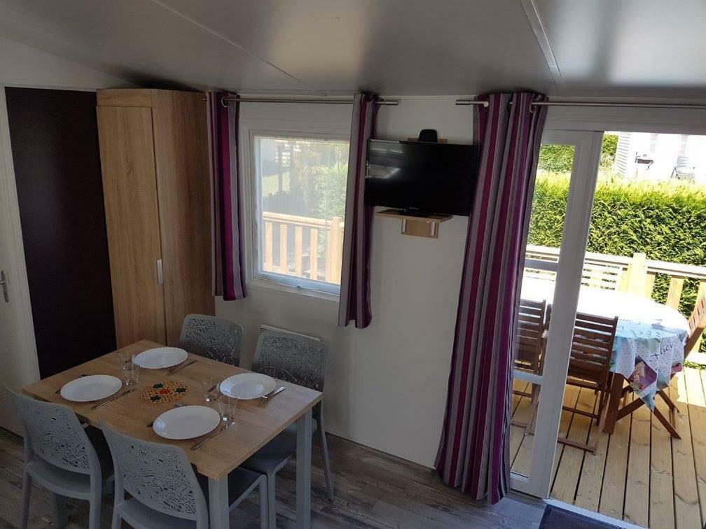 Camping La Garenne De Moncourt Рю Экстерьер фото